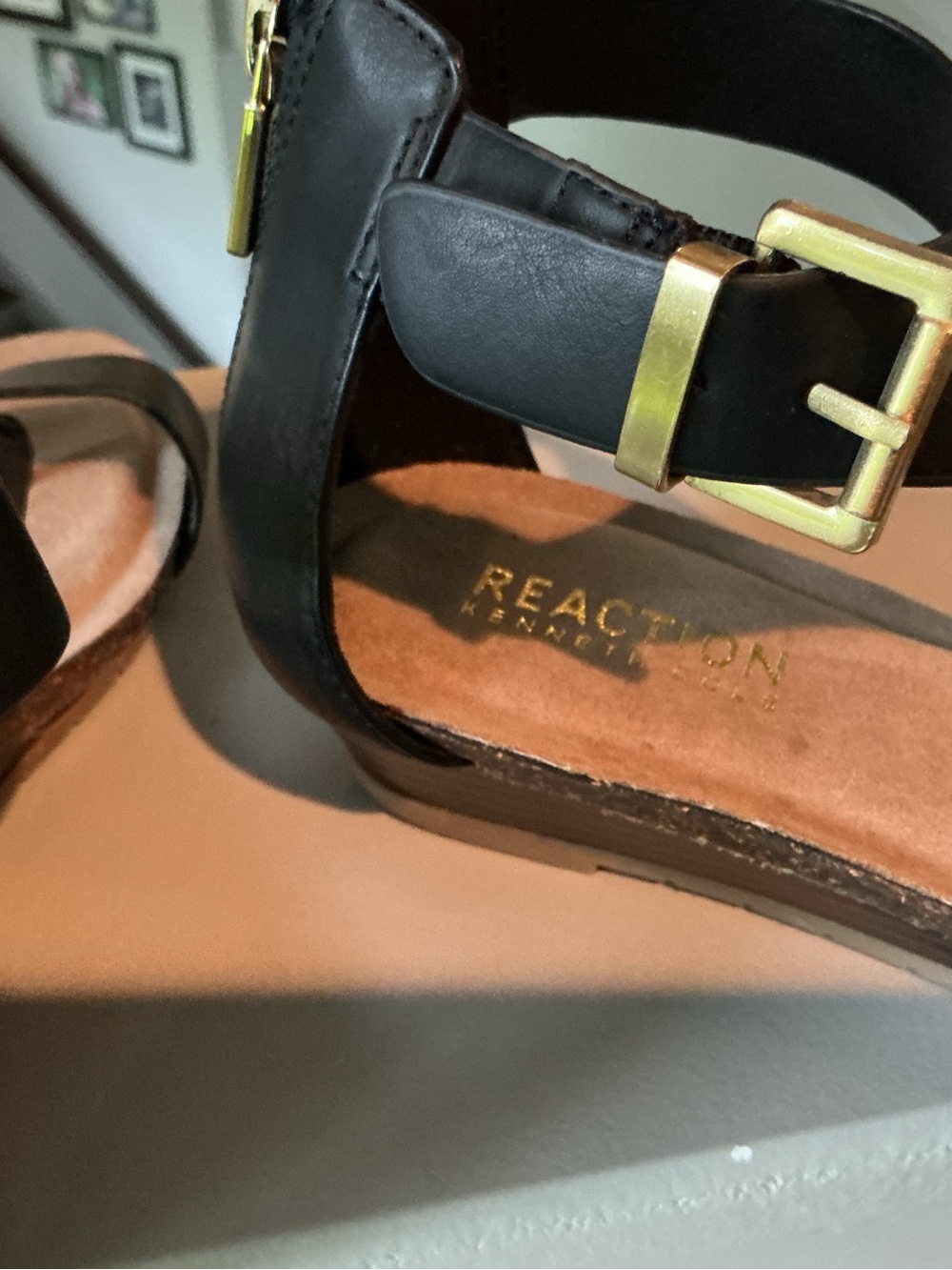 Reaction Kenneth Cole Great Gal Wedge Sandal - Picture 4 of 5
